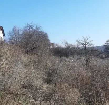 Photo 2 — Plot in Novi Iskyr