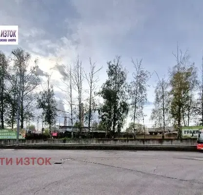 Photo 2 — Plot in Pernik, Iztok