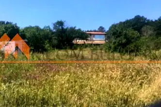 Парцел във Варна, Виница