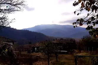 Парцел във Велико Търново, Елена
