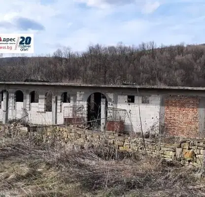 Снимка 3 — Парцел във Велико Търново, Елена