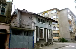 Промишлена сграда в Габрово, Център