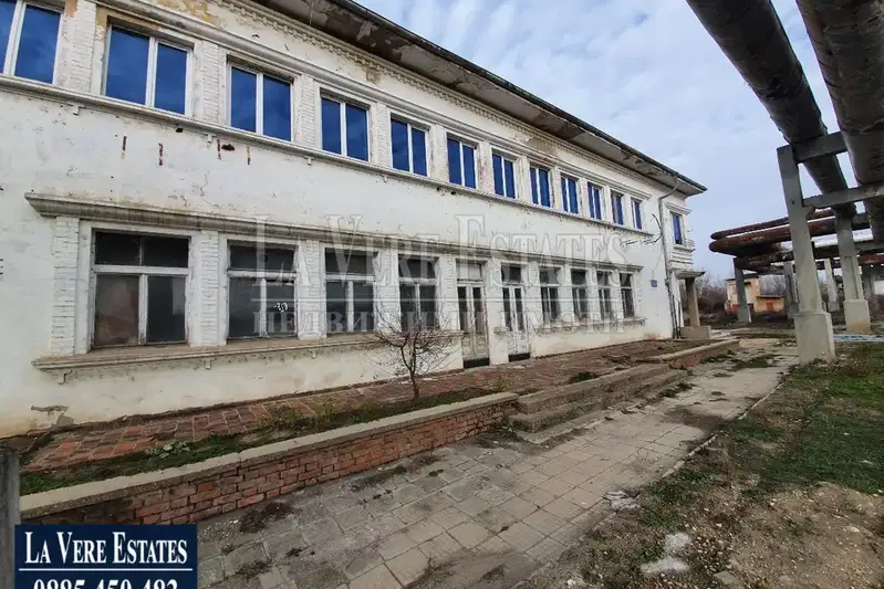 Industrial Building in Ruse, Promishlena Zona - Iztok