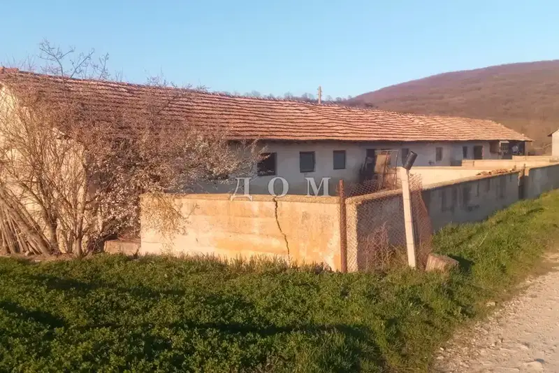 Промишлена сграда в Шумен, Смядово