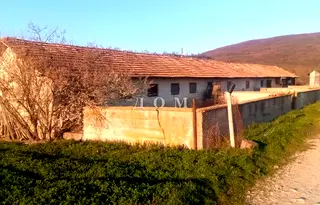 Промишлена сграда в Шумен, Смядово