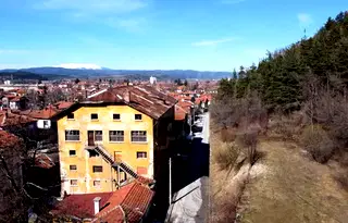 Промишлена сграда в София, Самоков