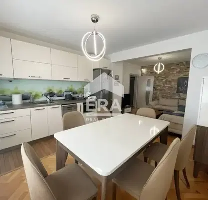 Photo 2 — 3-bedroom apartment in Kyrdjali, Centyr