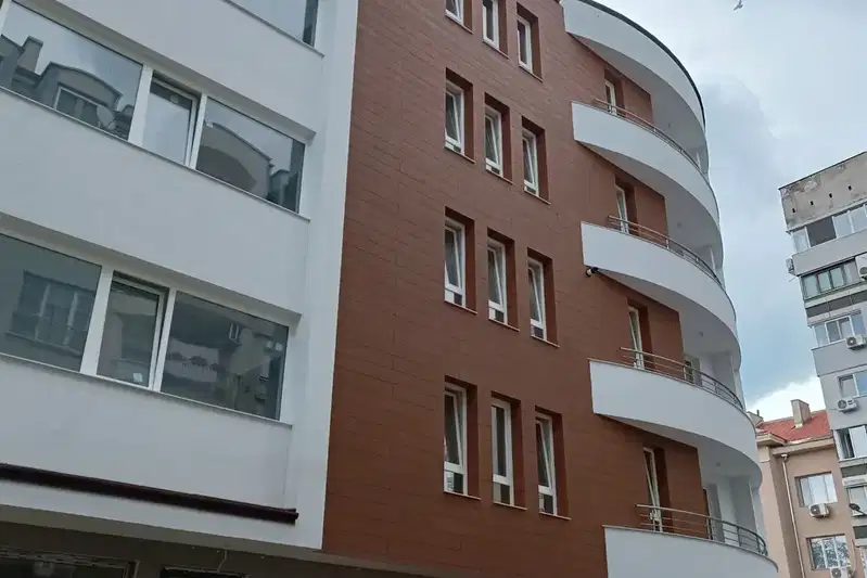 3-bedroom apartment in Ruse, Centyr