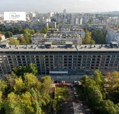 Снимка 4 — Тристаен апартамент в София, Гоце Делчев