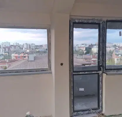Снимка 2 — Тристаен апартамент в Хасково, Каменни