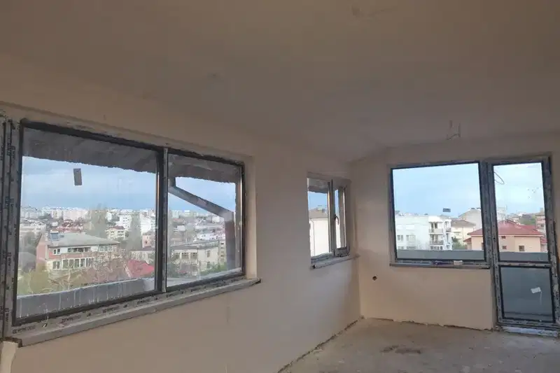 Тристаен апартамент в Хасково, Каменни
