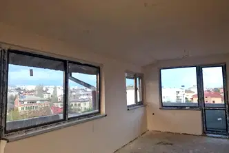 Тристаен апартамент в Хасково, Каменни