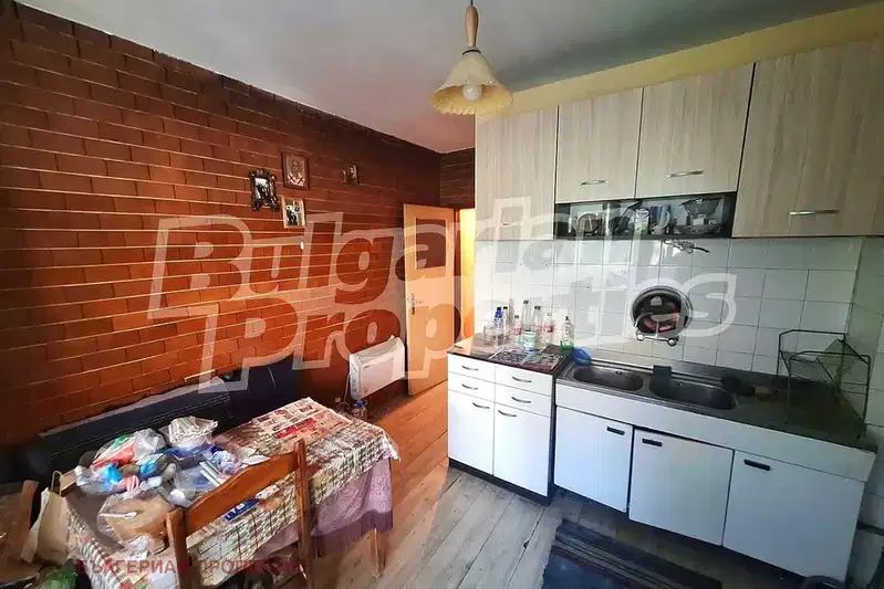 3-bedroom apartment in Благоев, Запад