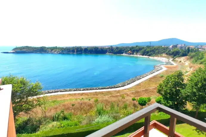 3-bedroom apartment in Oblast Burgas, Carevo