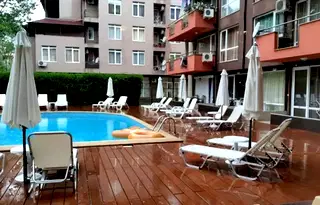 Тристаен апартамент в Бургас, к.к. Слънчев бряг