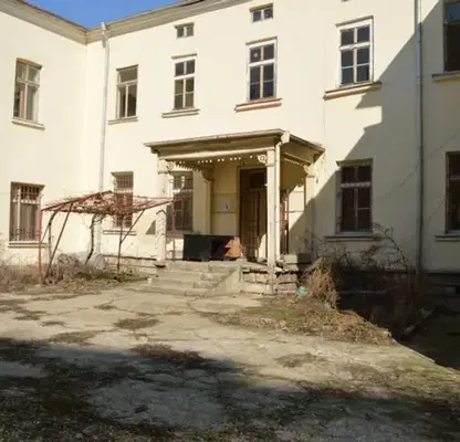 Photo 5 — House in Ruse, Centyr