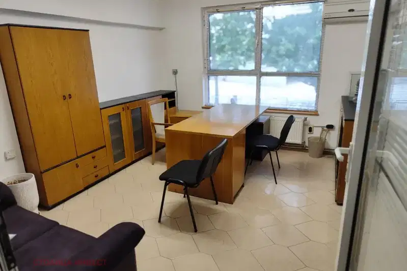 Office in Ruse, Centyr