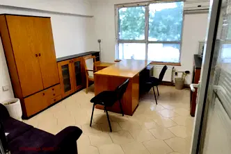 Офис в Русе, Център
