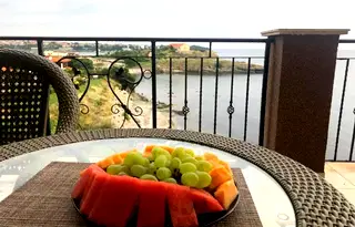 Двустаен апартамент в Бургас, Царево