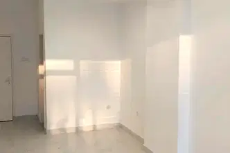 Бизнес имот във Варна, Център