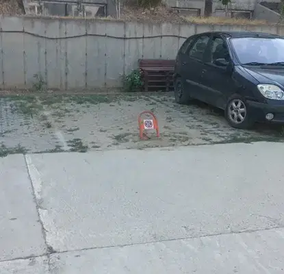 Снимка 2 — Гараж/Паркомясто в Кърджали, Възрожденци
