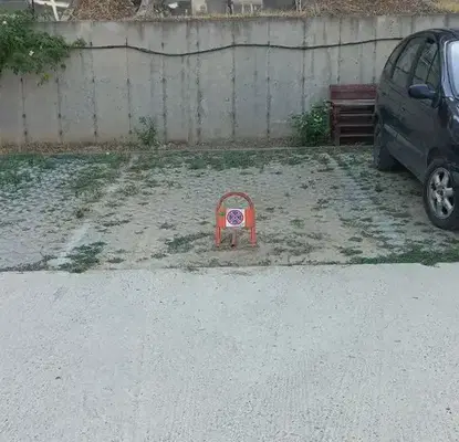 Снимка 4 — Гараж/Паркомясто в Кърджали, Възрожденци
