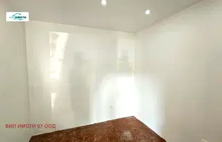 Магазин в Ловеч, Център