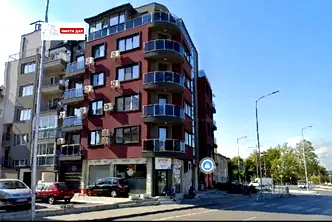 Магазин във Варна, Гранд Мол
