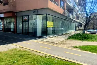 Магазин във Варна, ВИНС-Червен площад