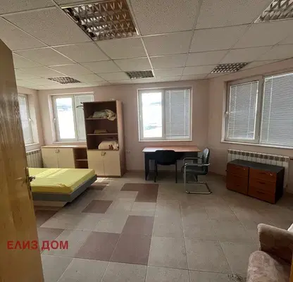 Снимка 5 — Офис във Варна, Бриз