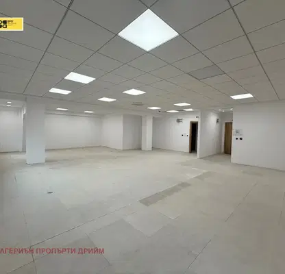 Photo 2 — Office in Varna, Hei