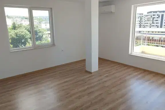 Office in Varna, Pobeda