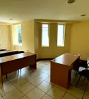 Офис в Раз, Варош