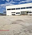 Промишлена сграда в Перник, Изток