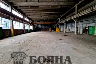 Промишлена сграда в Русе, Промишлена зона - Изток