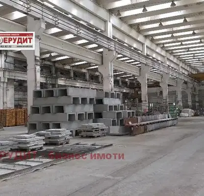 Снимка 3 — Промишлена сграда в Русе, Промишлена зона - Изток