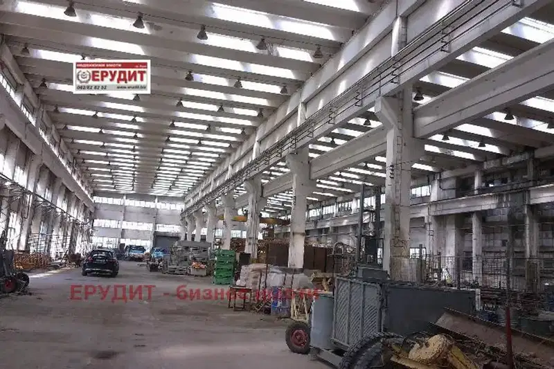 Industrial Building in Ruse, Promishlena Zona - Iztok