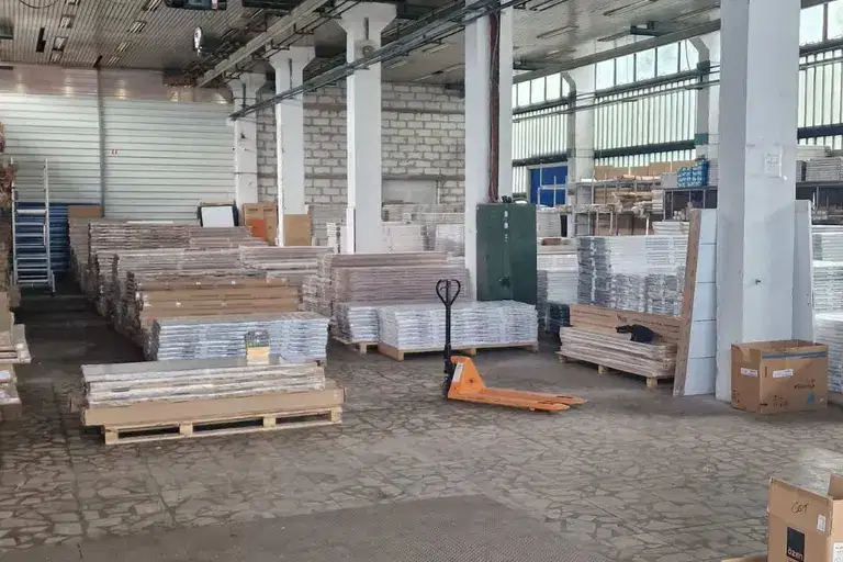 Warehouse in Sofiya, Voenna Rampa