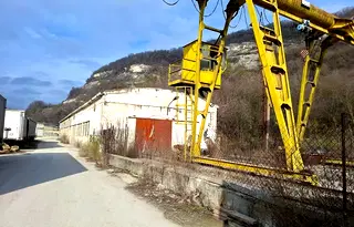 Склад във Варна, Провадия
