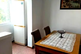 Тристаен апартамент в Бургас, Зорница