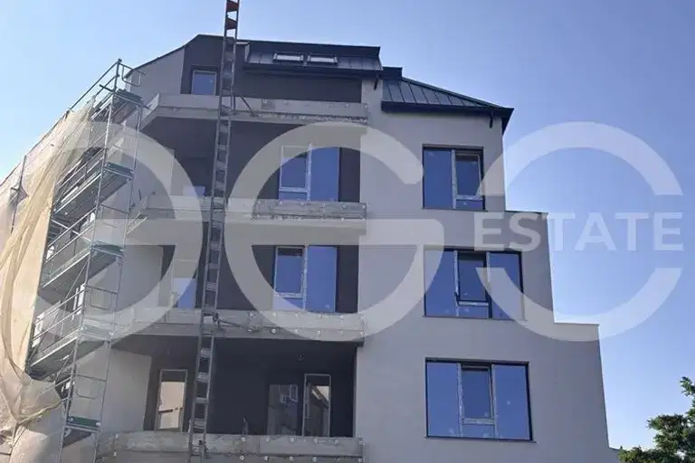 Многостаен апартамент във Варна, Базар Левски
