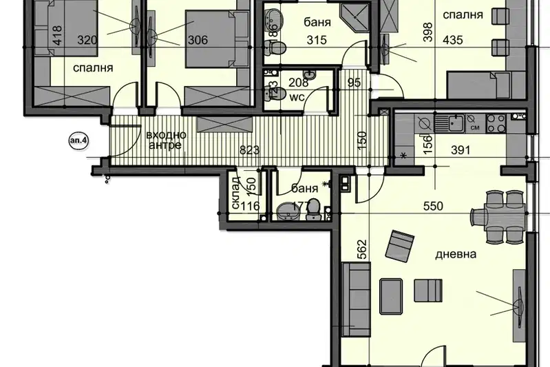 4-bedroom apartment in Plovdiv, Ostromila