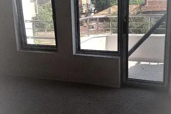 4-bedroom apartment in Pleven, Shirok Centyr