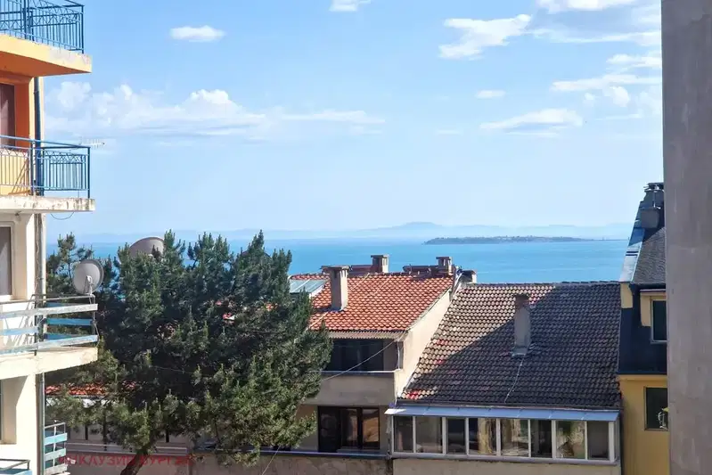 Многостаен апартамент в Бургас, Свети Влас