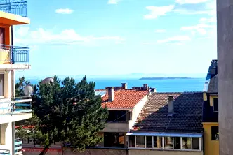 Многостаен апартамент в Бургас, Свети Влас