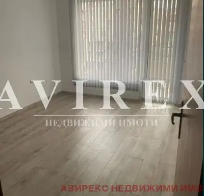 Снимка 4 — Двустаен апартамент в Пловдив, Кючук Париж