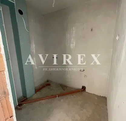 Снимка 3 — Двустаен апартамент в Пловдив, Остромила