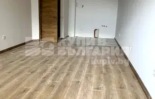 Двустаен апартамент във Варна, Виница