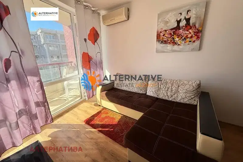 Двустаен апартамент в Бургас, Несебър