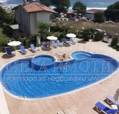 Photo 4 — 2-bedroom apartment in Oblast Burgas, Lozenec